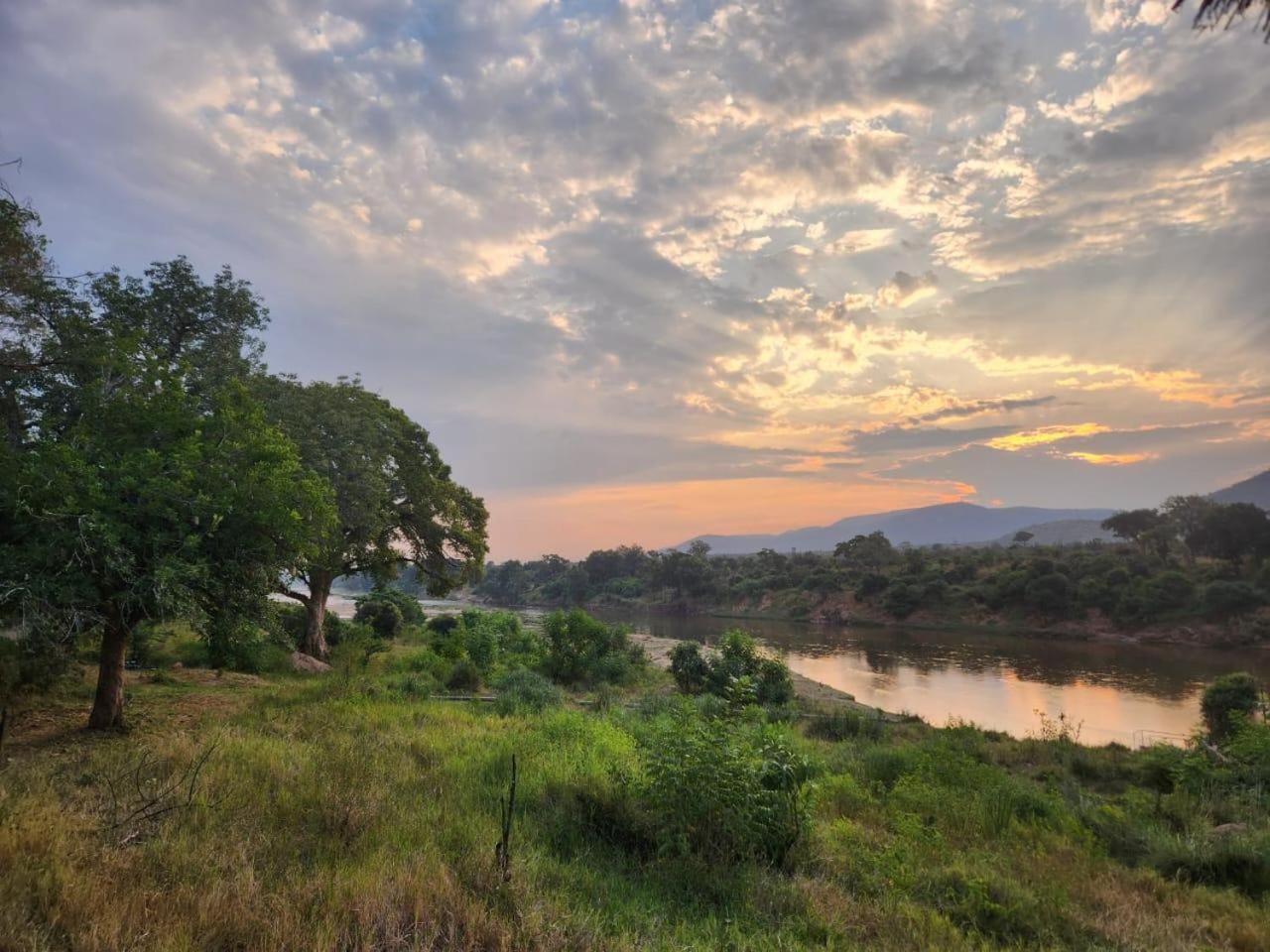 River Cottage Lodge Malalane Exterior foto